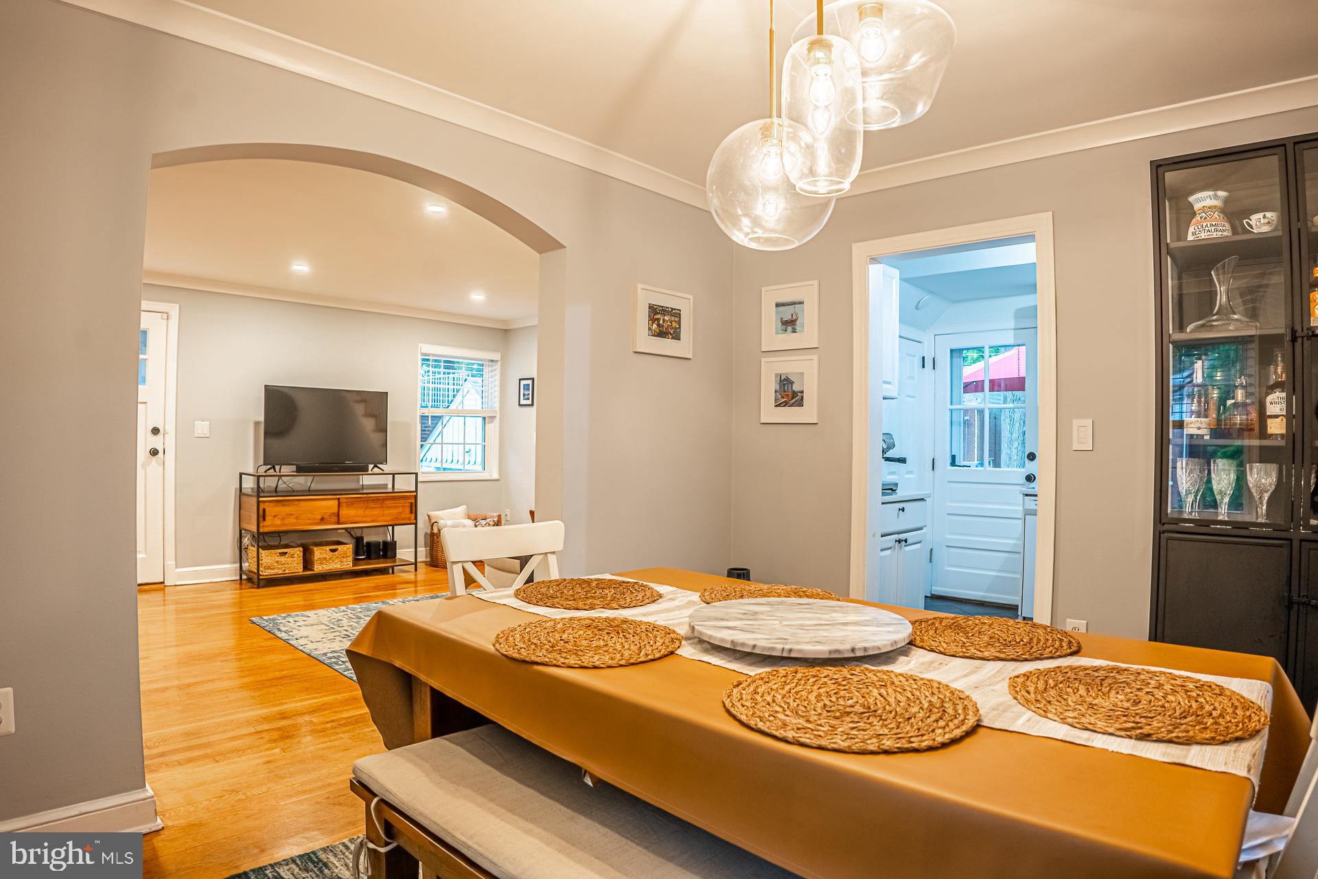 ARLINGTON FOREST - Residential Lease