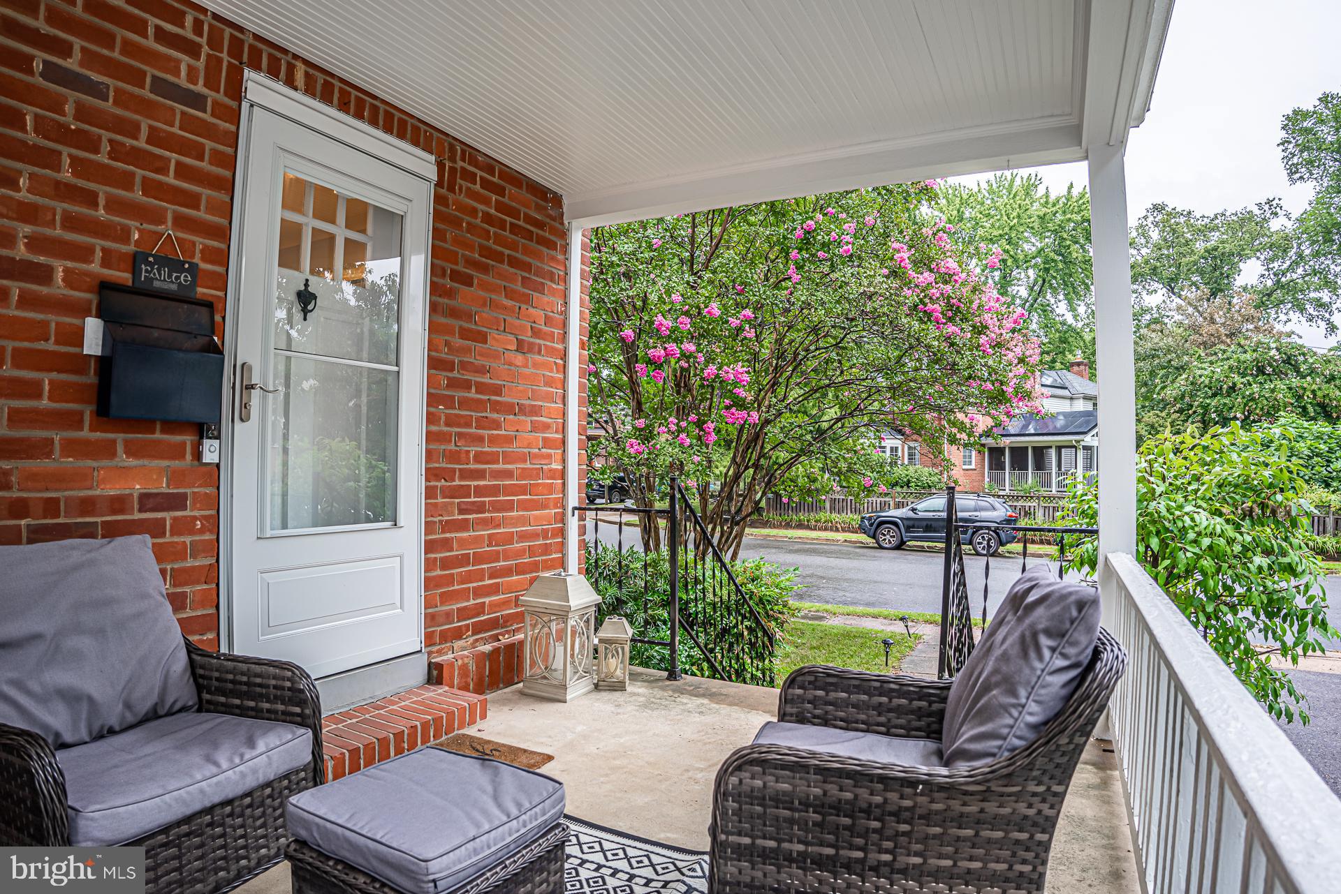 ARLINGTON FOREST - Residential Lease