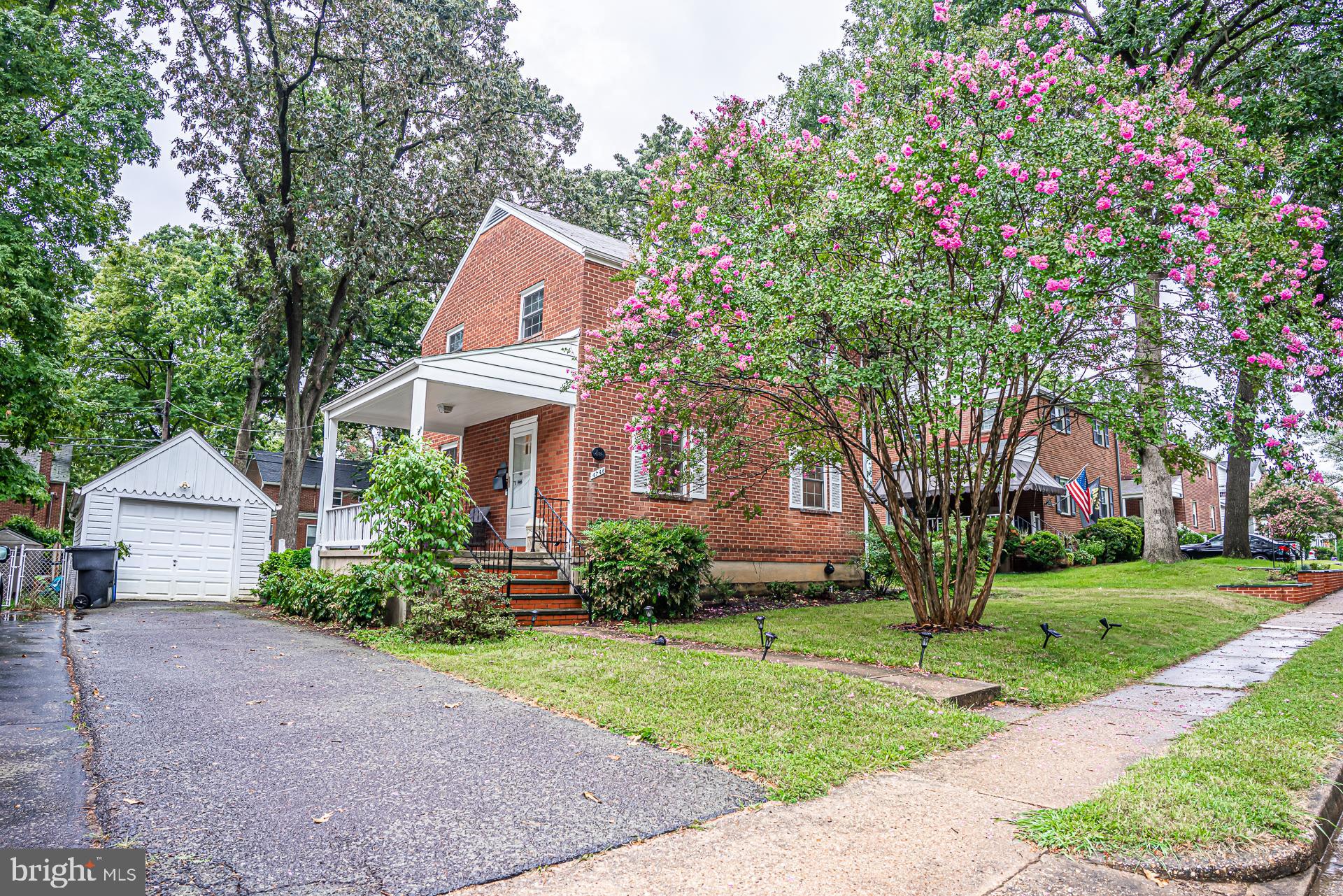 ARLINGTON FOREST - Residential Lease