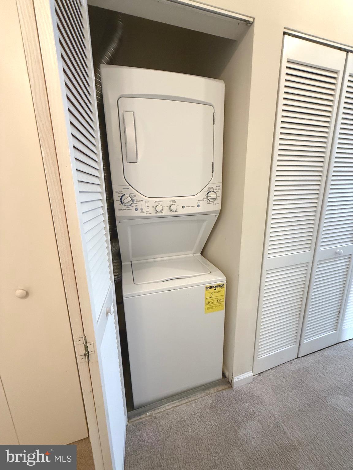 CARRIAGE POINTE AT AQUIA - Residential Lease