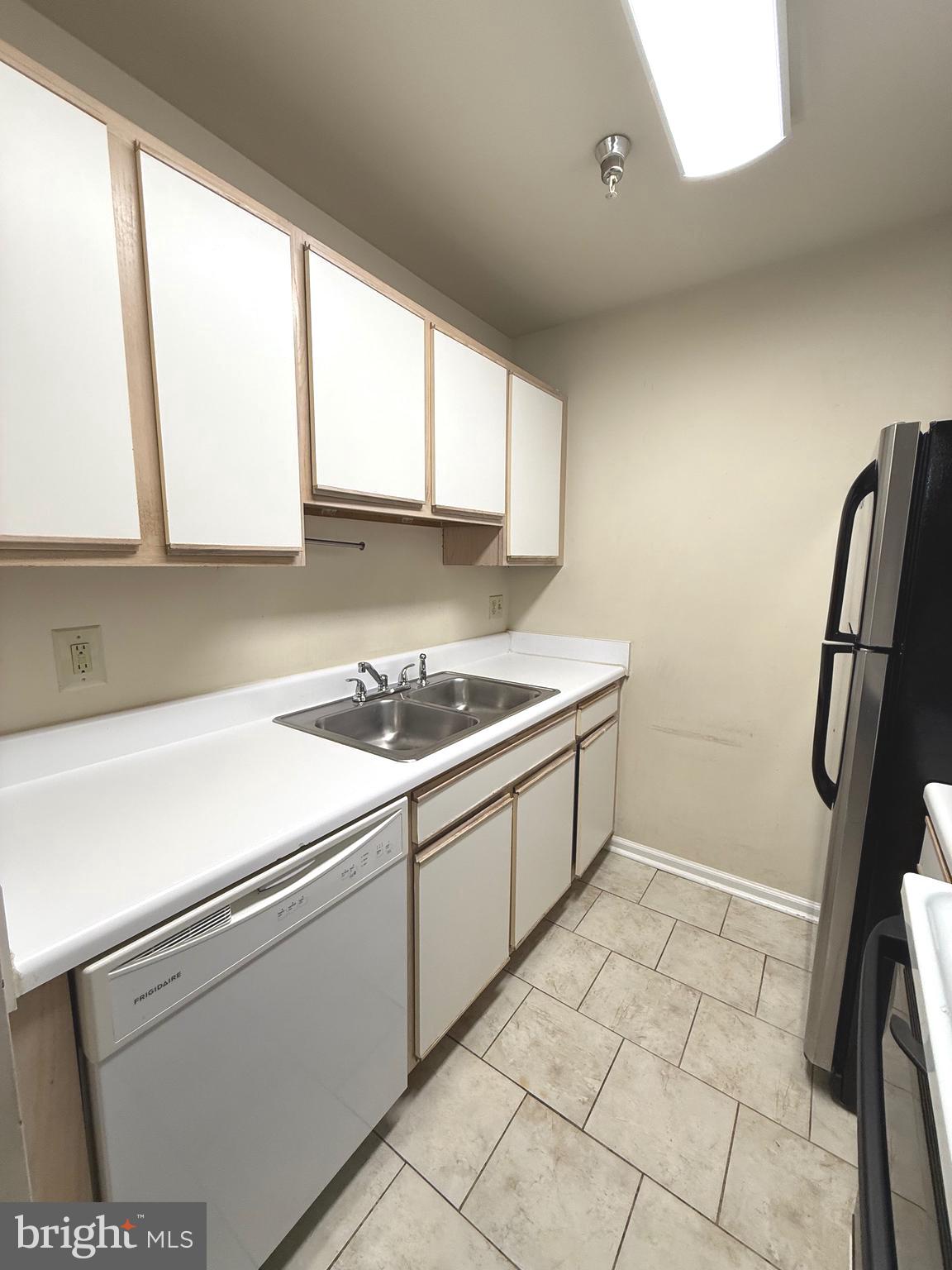 CARRIAGE POINTE AT AQUIA - Residential Lease