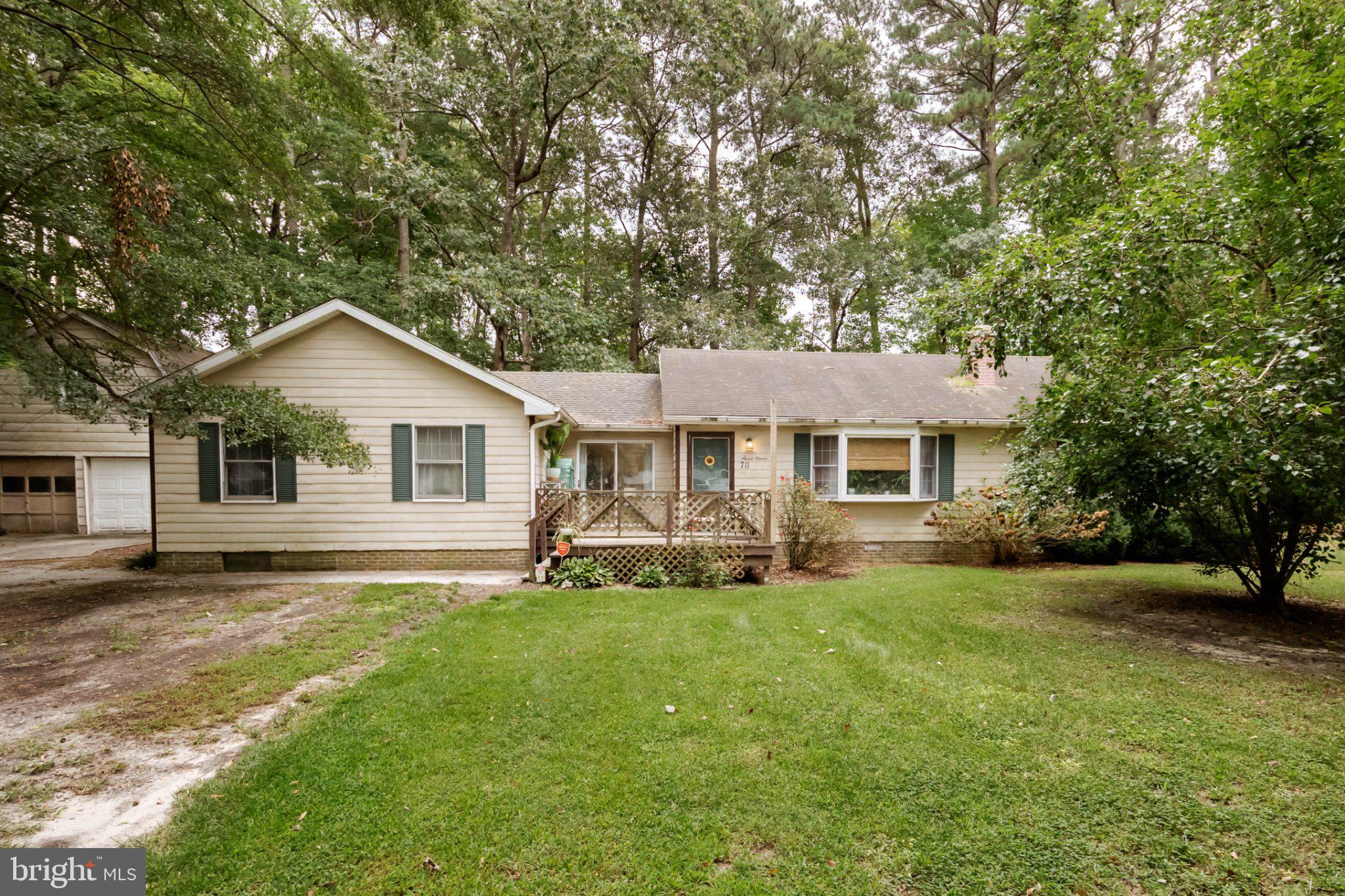 711 HOMEWOOD DRIVE