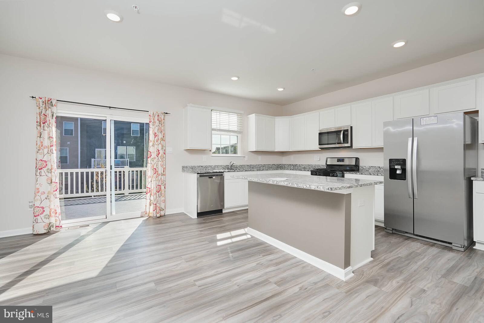 TUSCARORA CREEK - Residential