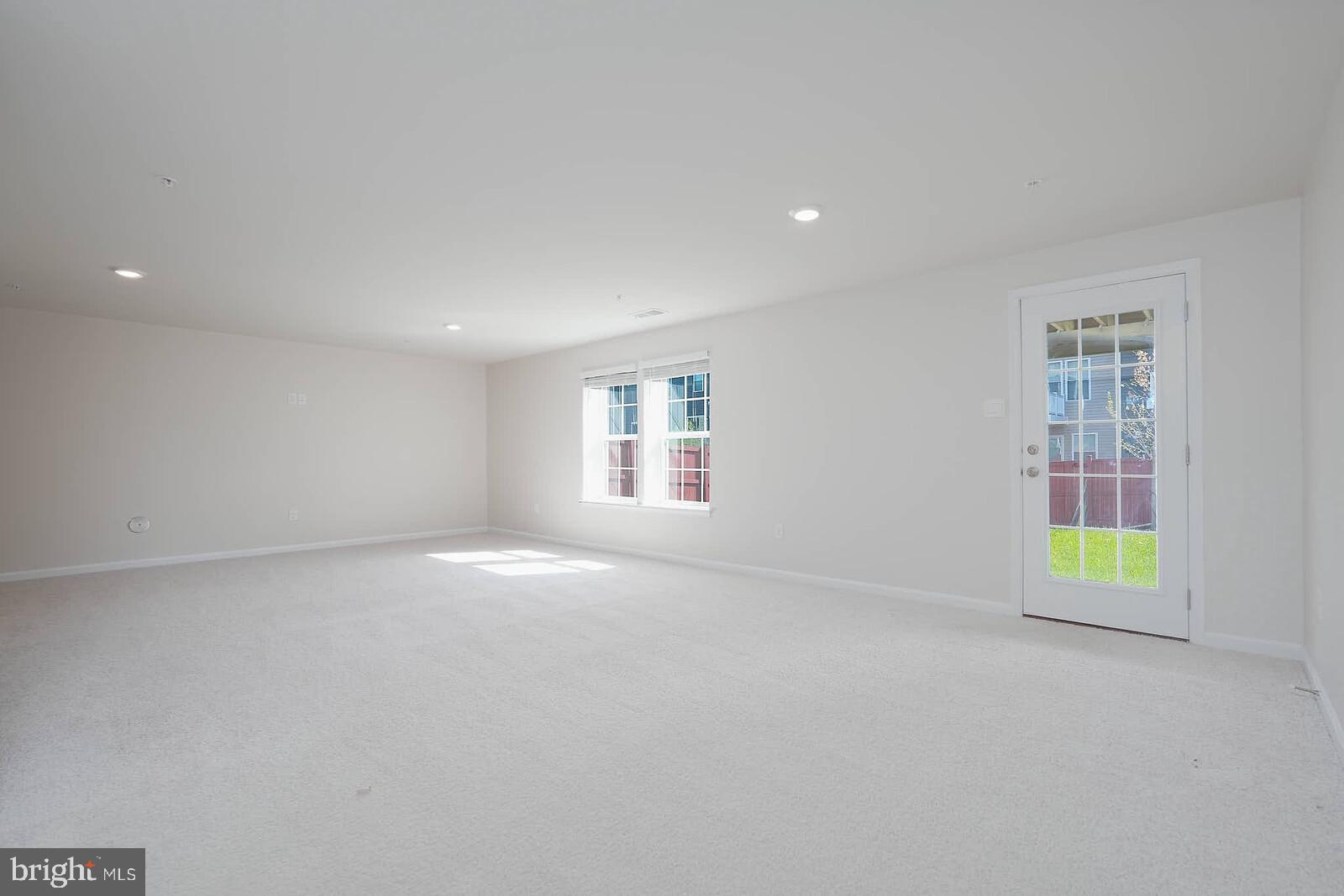 TUSCARORA CREEK - Residential