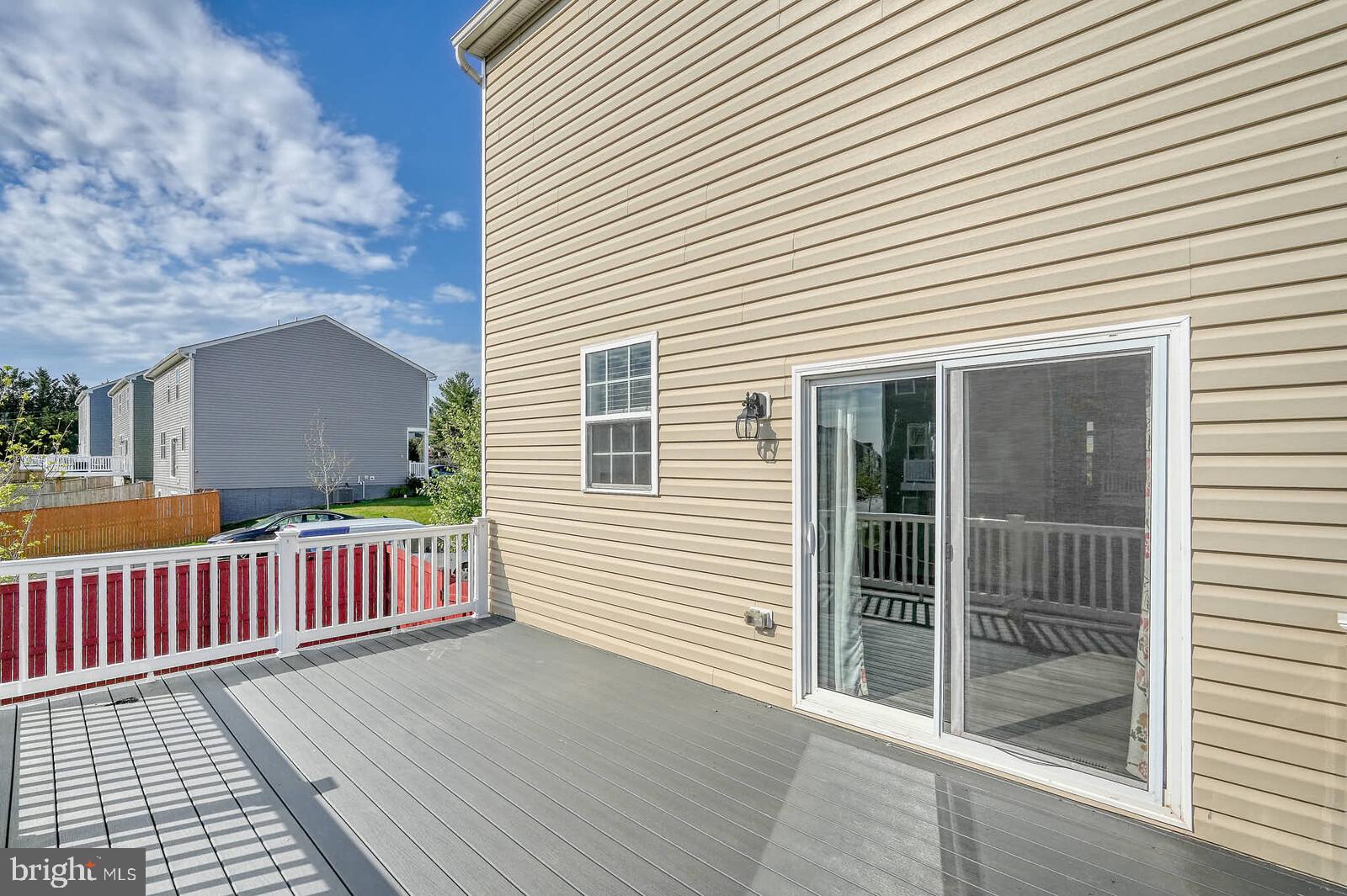 TUSCARORA CREEK - Residential