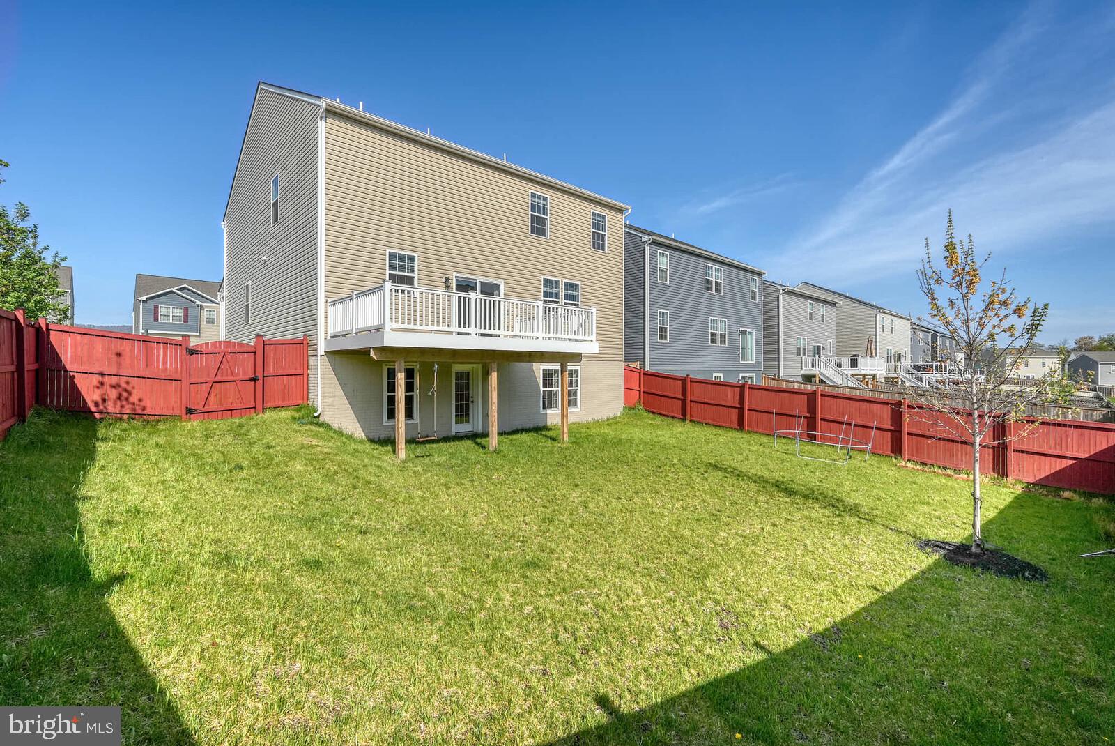 TUSCARORA CREEK - Residential