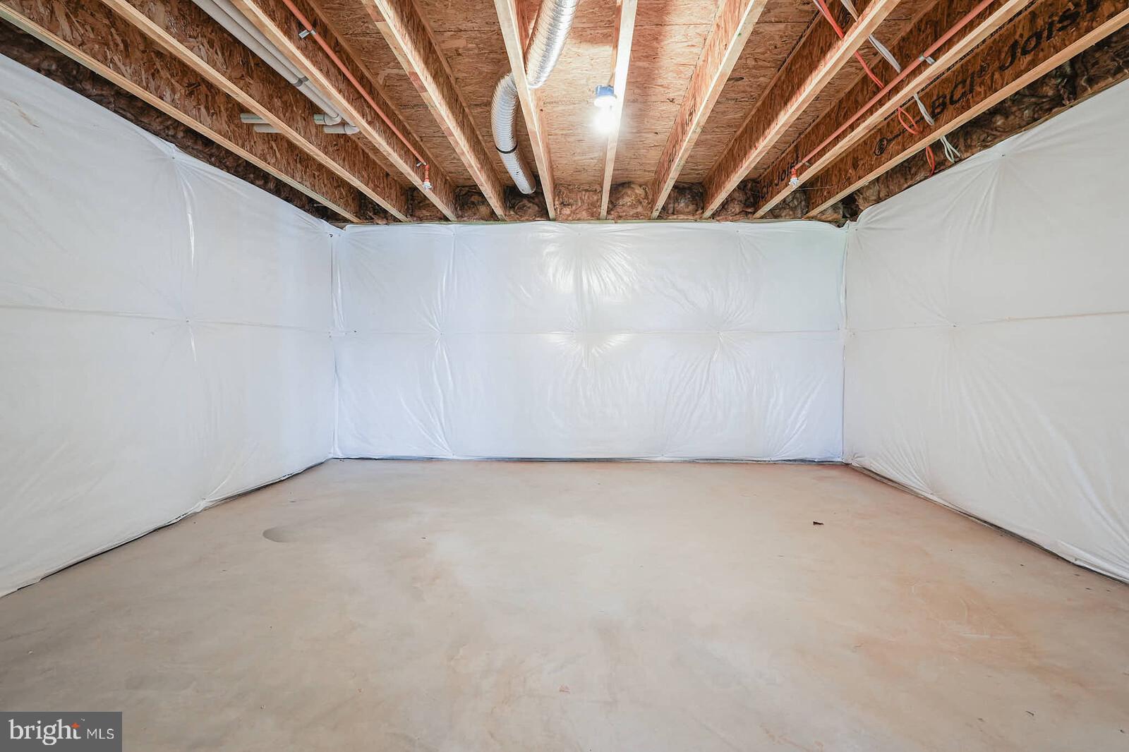 TUSCARORA CREEK - Residential