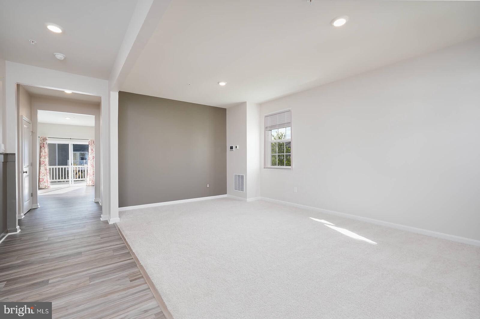 TUSCARORA CREEK - Residential