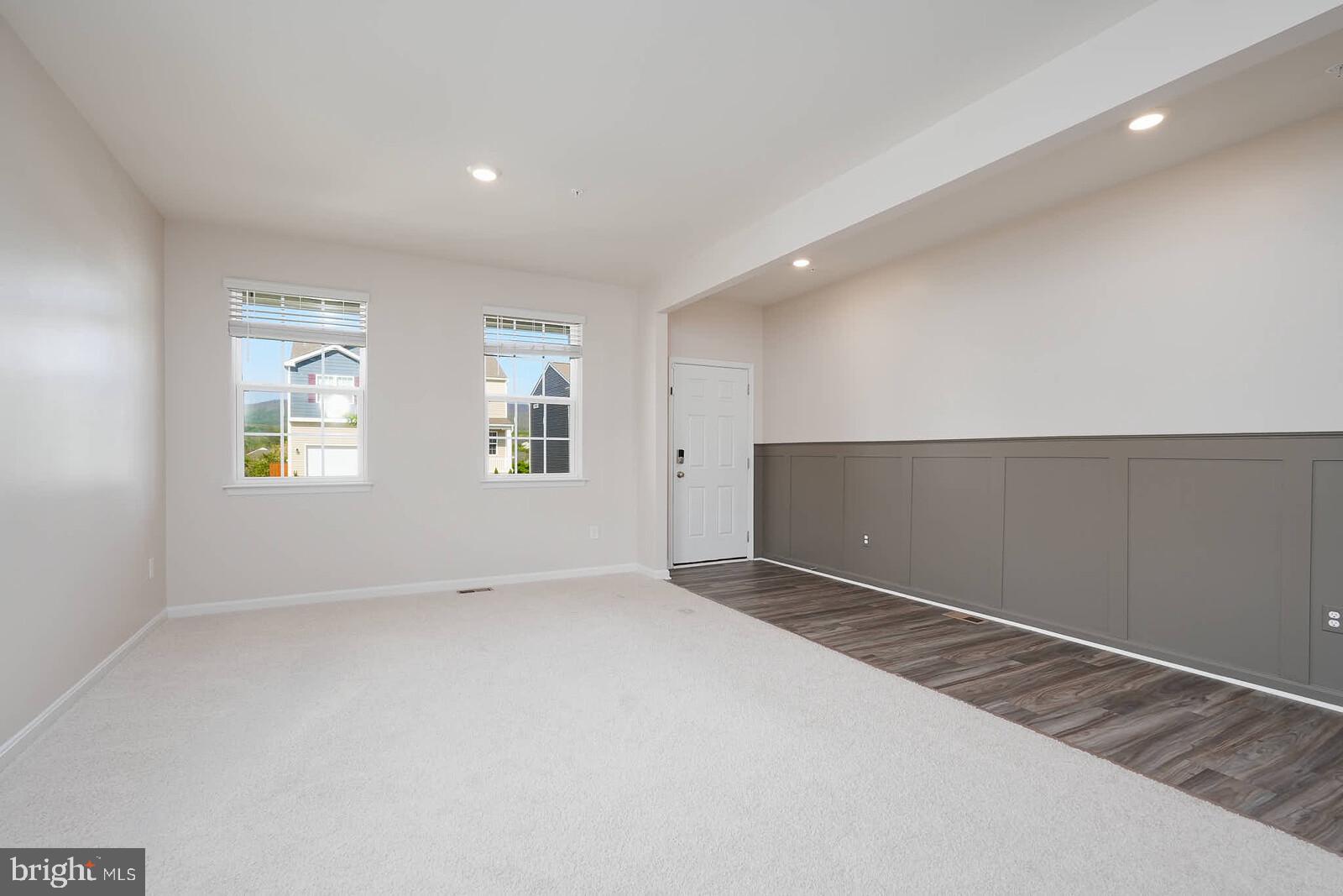 TUSCARORA CREEK - Residential