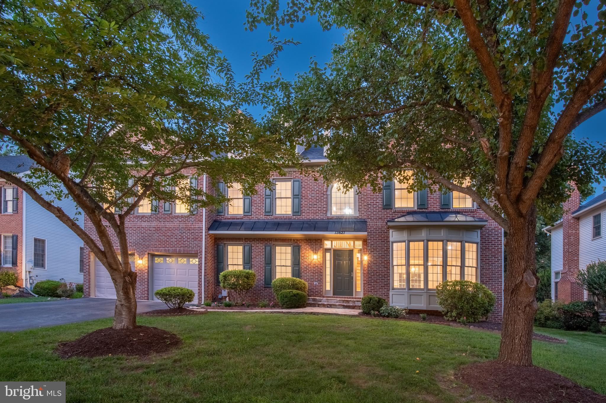 13621 PINE VIEW LANE