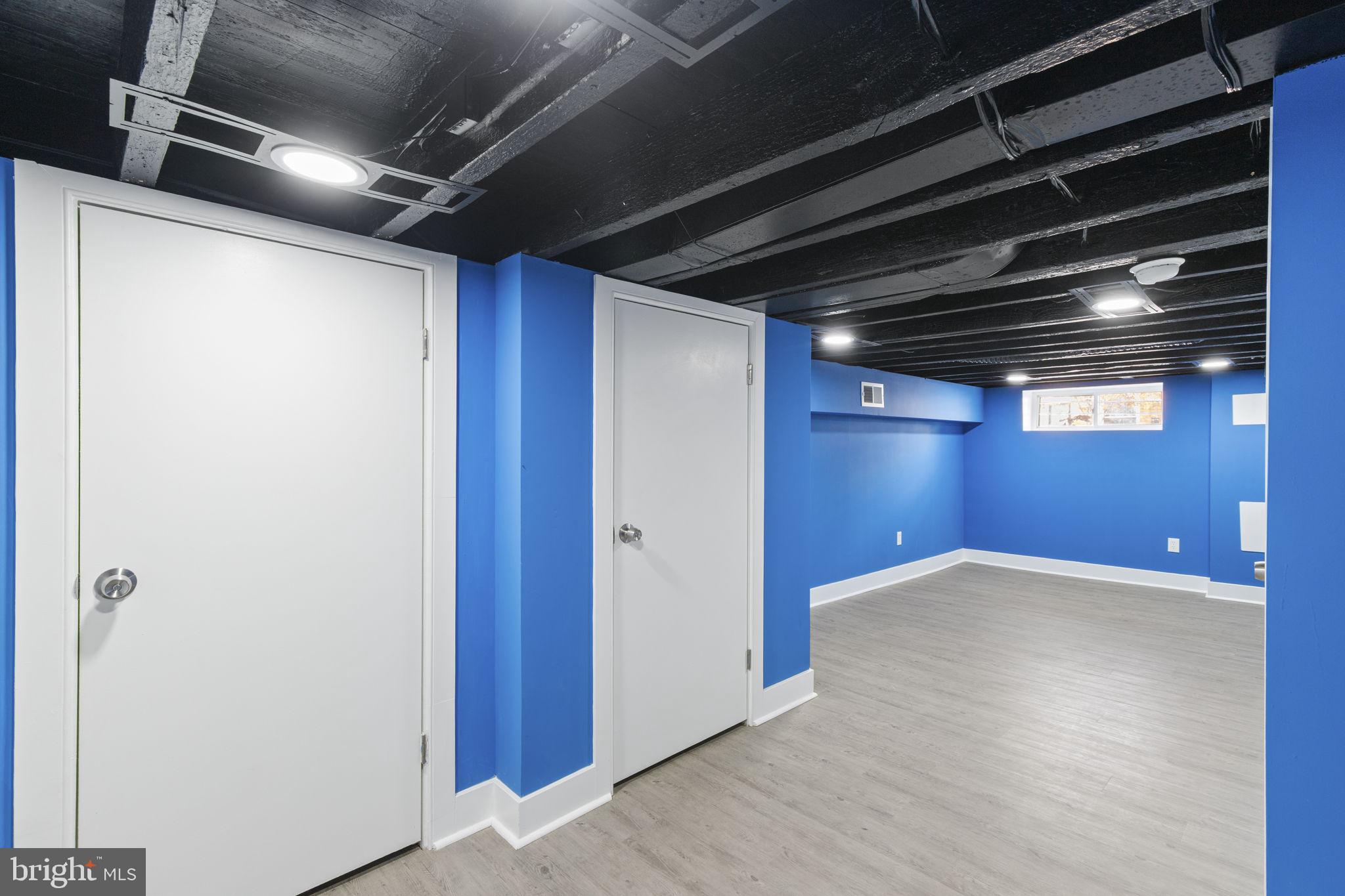 BALTIMORE HIGHLANDS - Residential