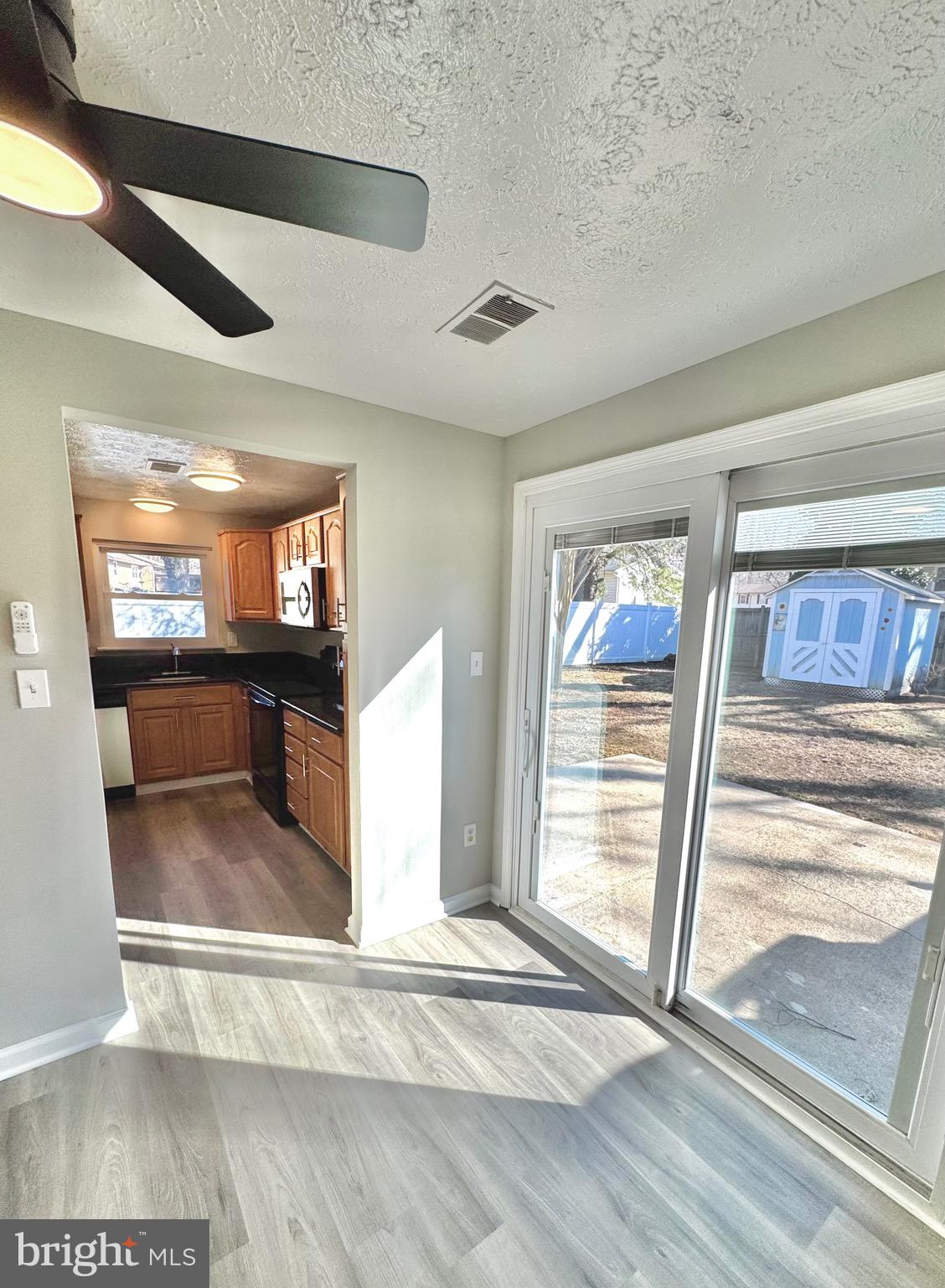 REVELL DOWNS - Residential Lease