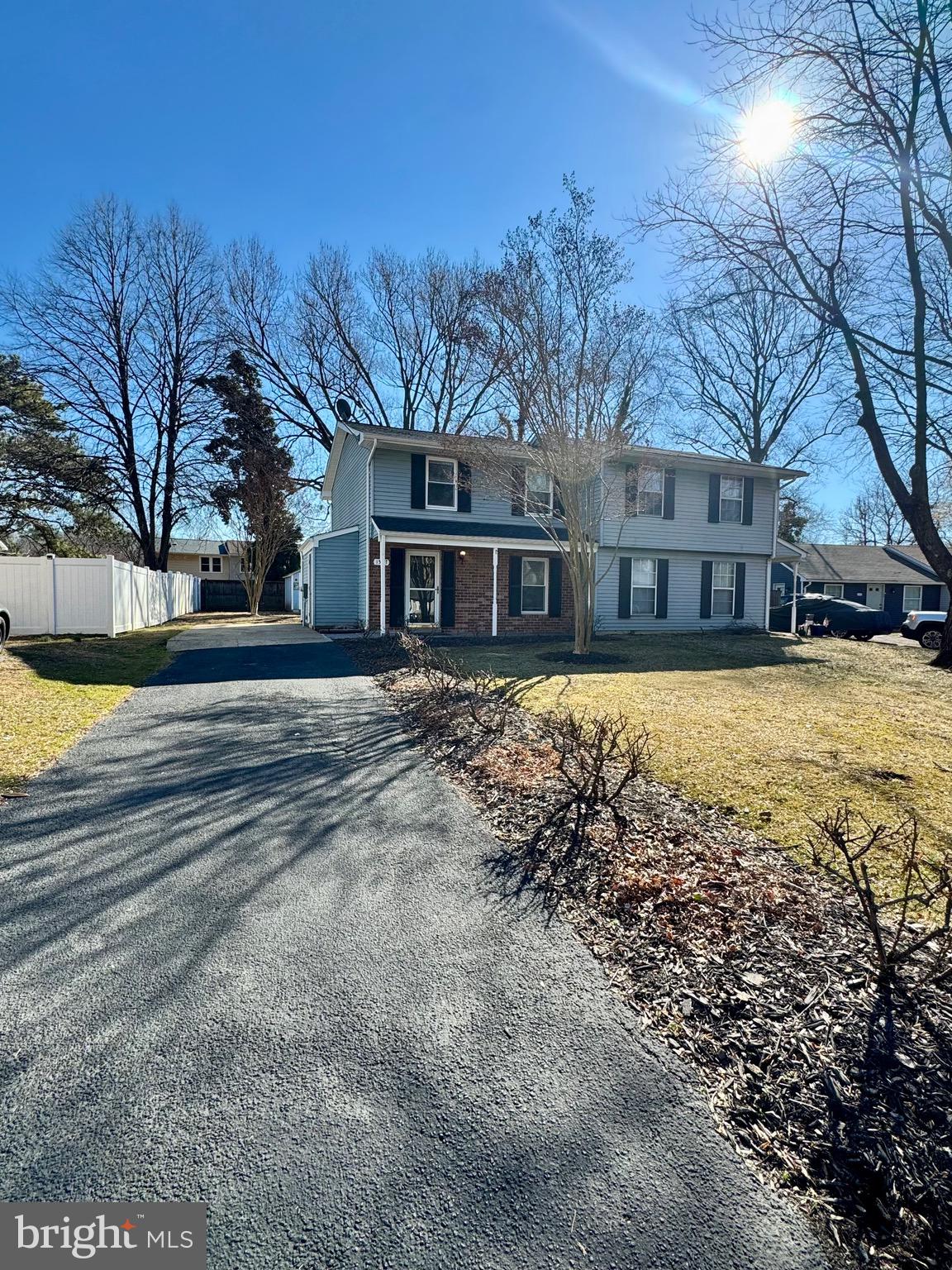 REVELL DOWNS - Residential Lease