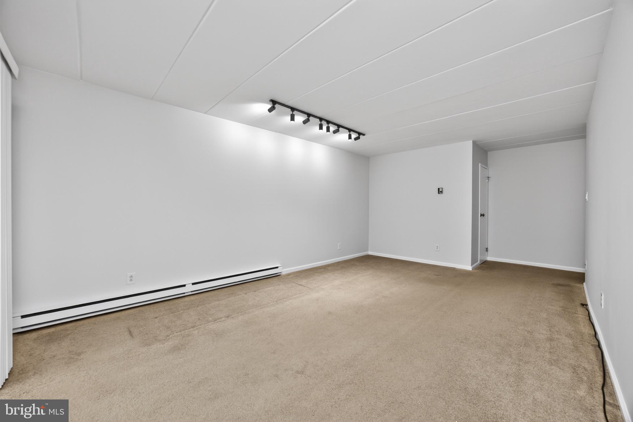 WOODMONT NORTH - Residential