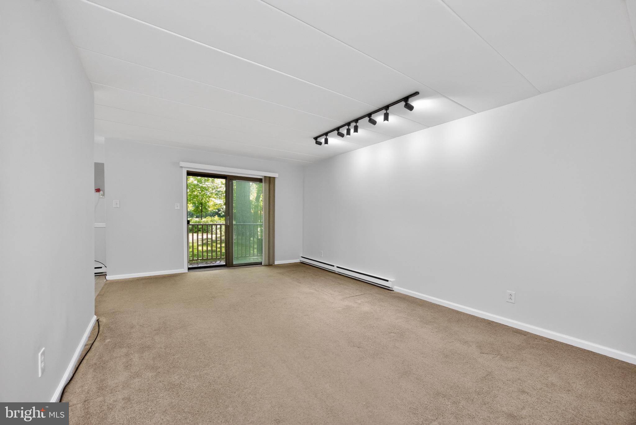 WOODMONT NORTH - Residential