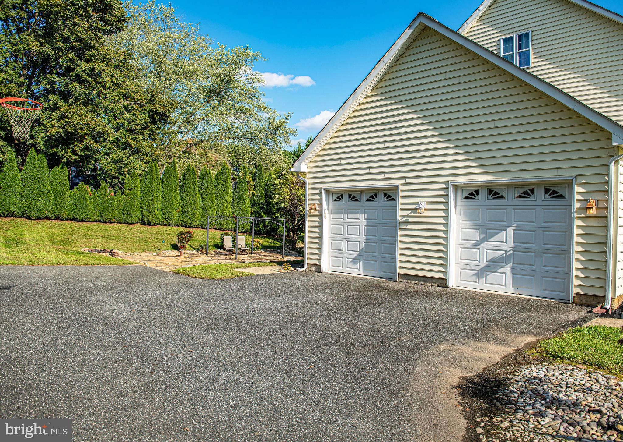 JARRETTSWOOD - Residential