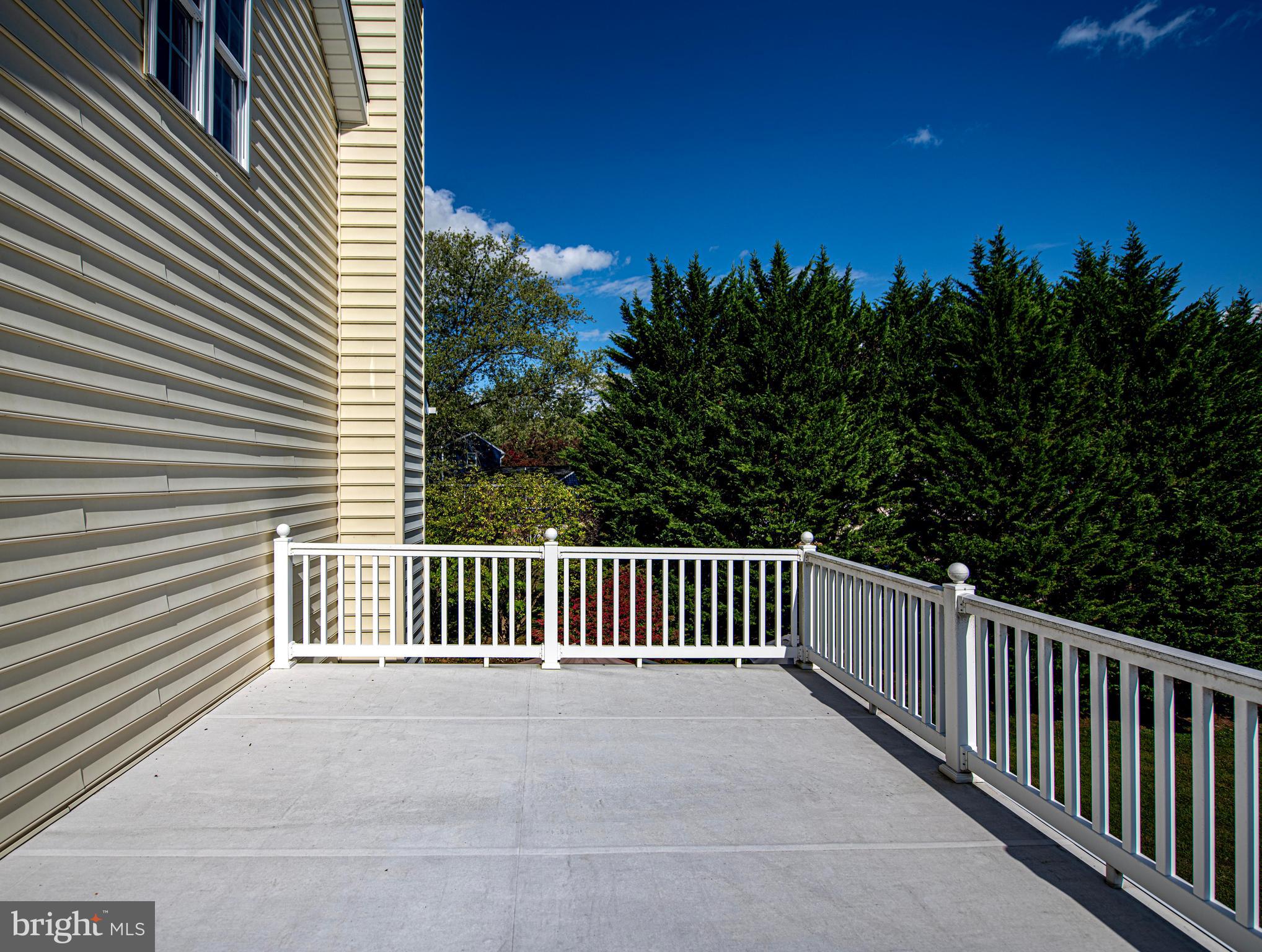 JARRETTSWOOD - Residential