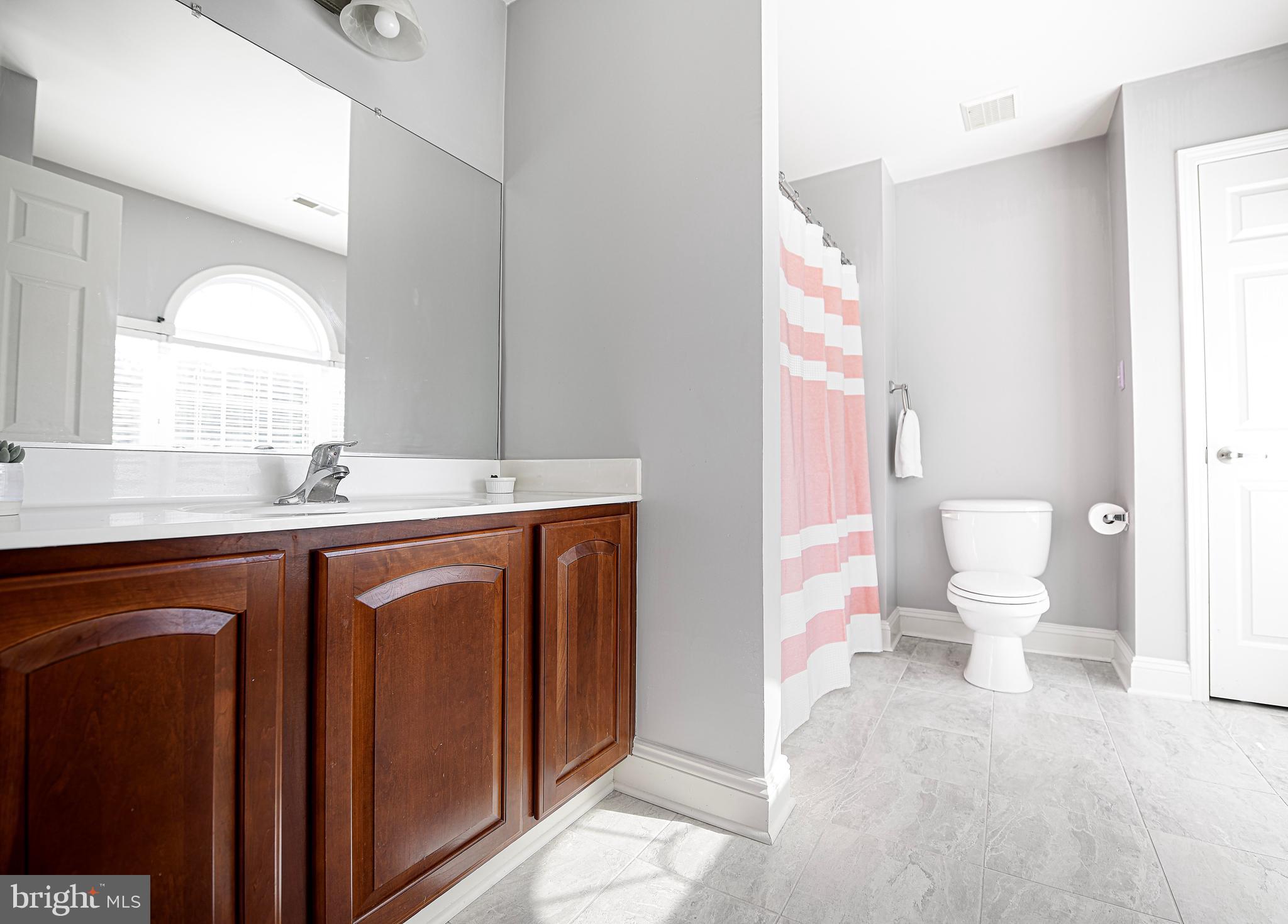 JARRETTSWOOD - Residential