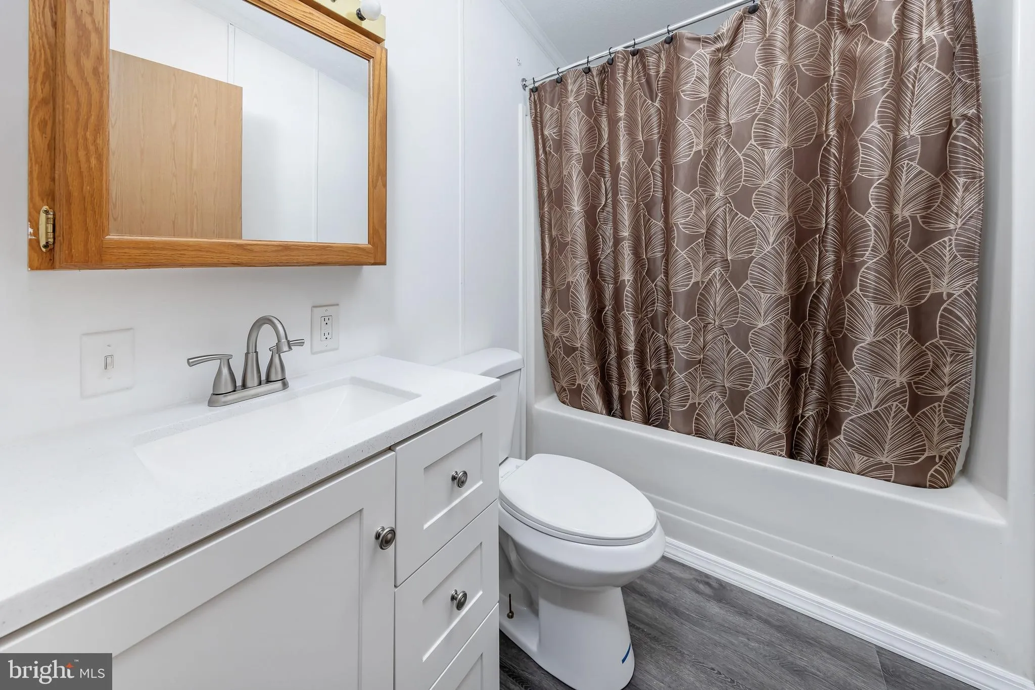 Williamstown, New Jersey 08094, United States, 2 Bedrooms Bedrooms, ,2 BathroomsBathrooms,Residential,Pending,6466