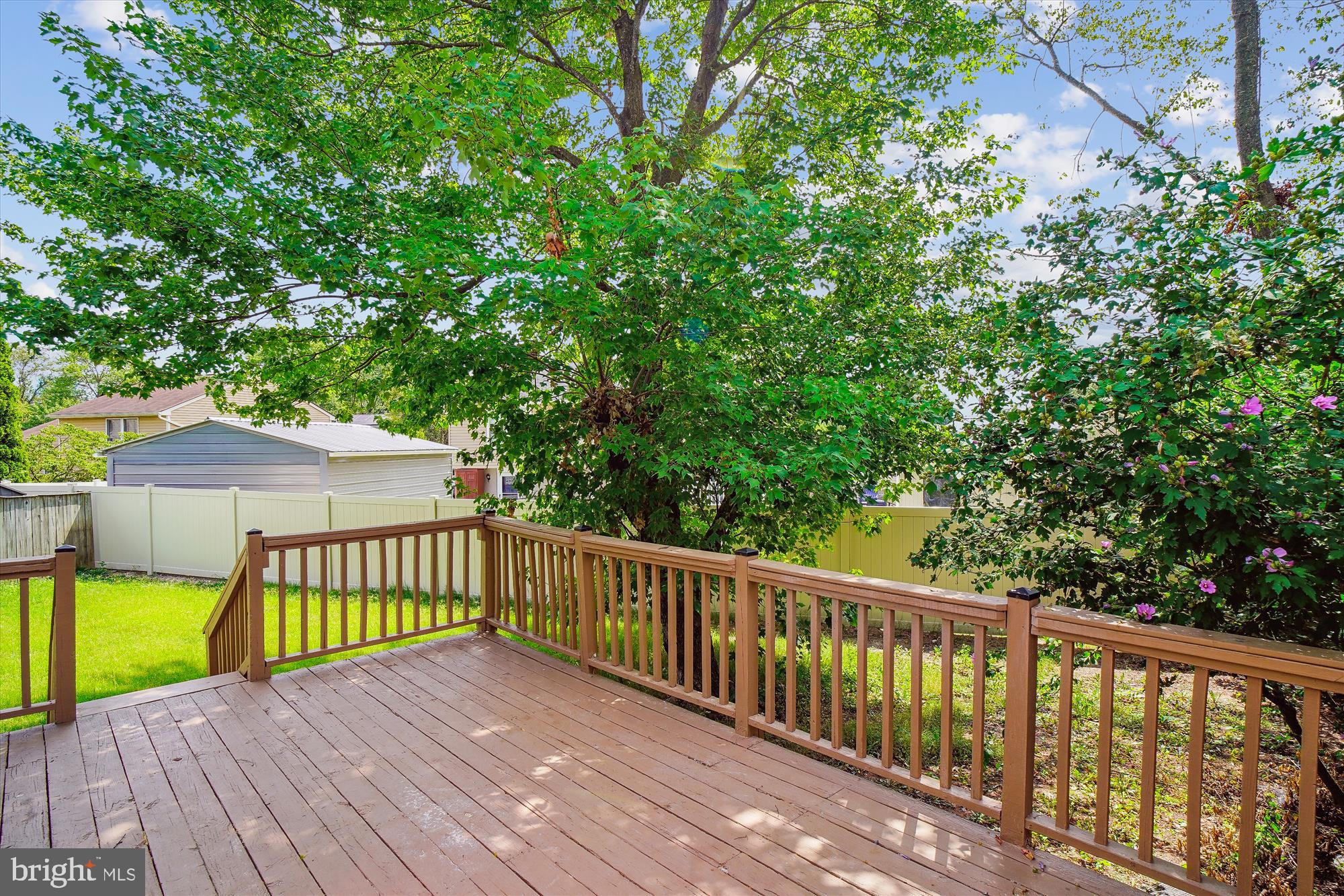 HILLCREST ORCHARDS - Residential Lease