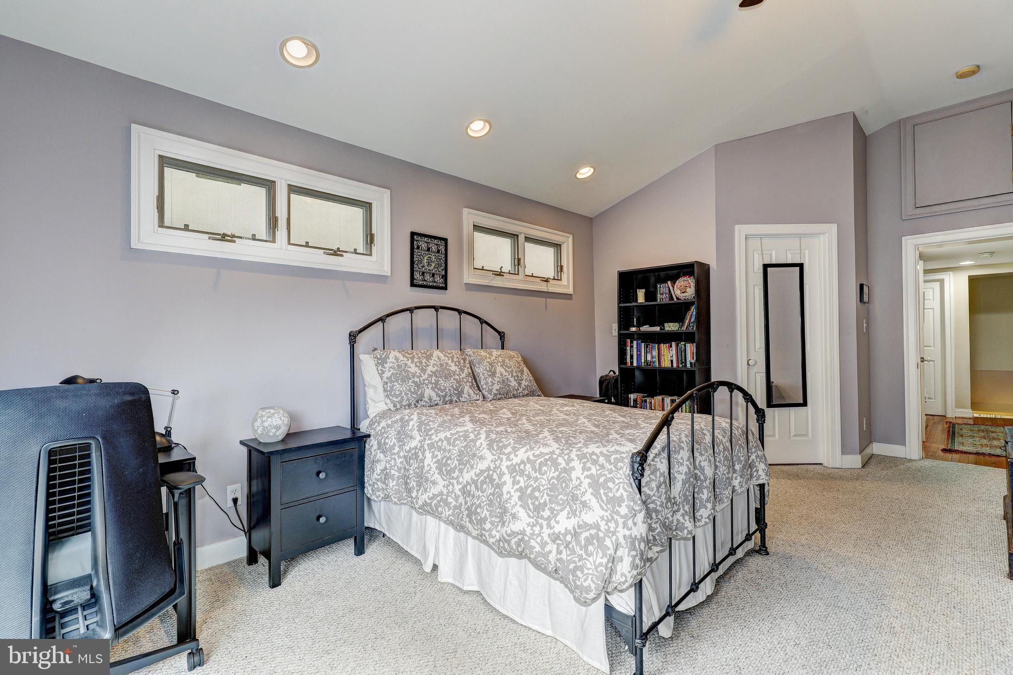 UPPER FELLS POINT - Residential