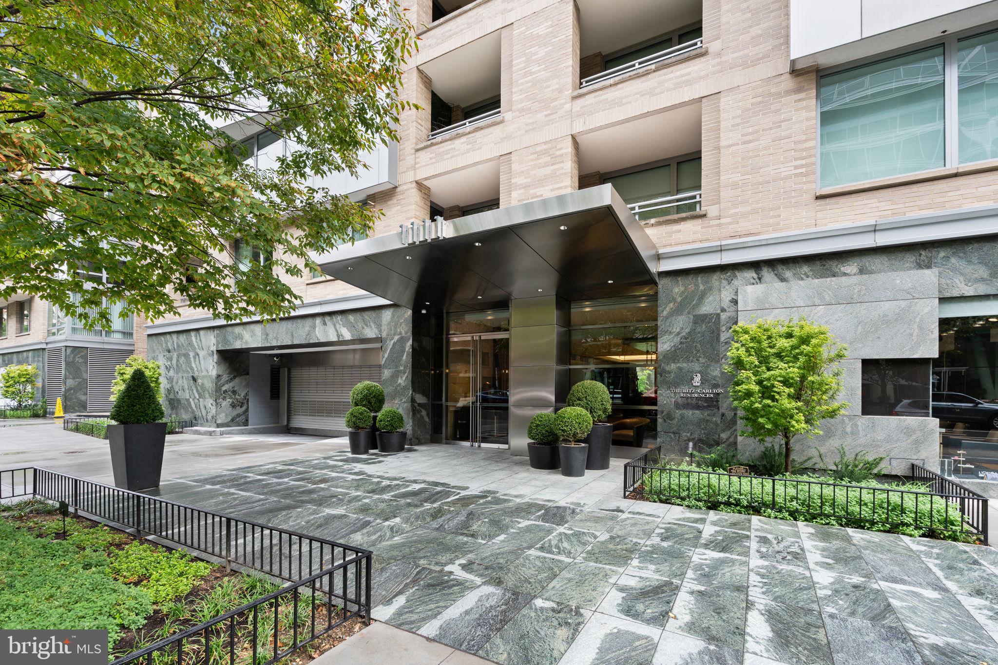 1111 23RD STREET NW PH1C