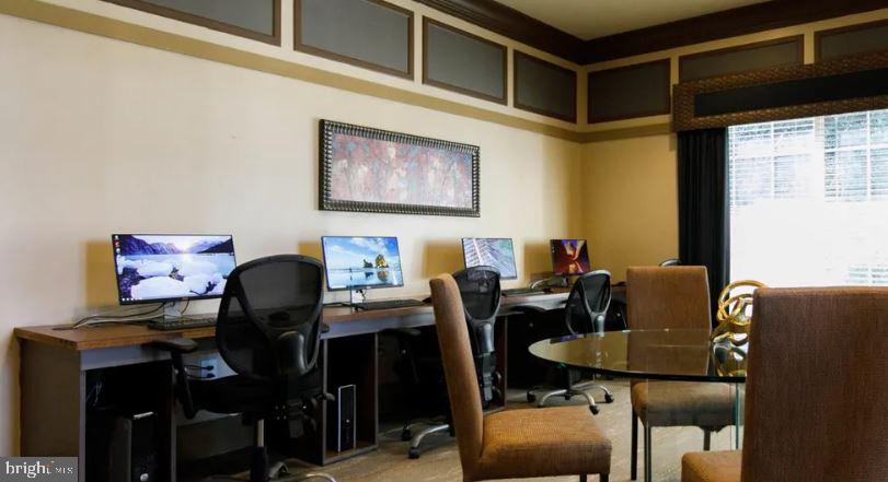 PARKSIDE AT EAGLE'S LANDING - Residential