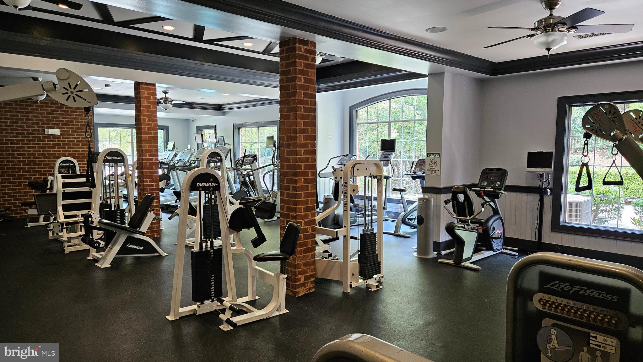 PARKSIDE AT EAGLE'S LANDING - Residential