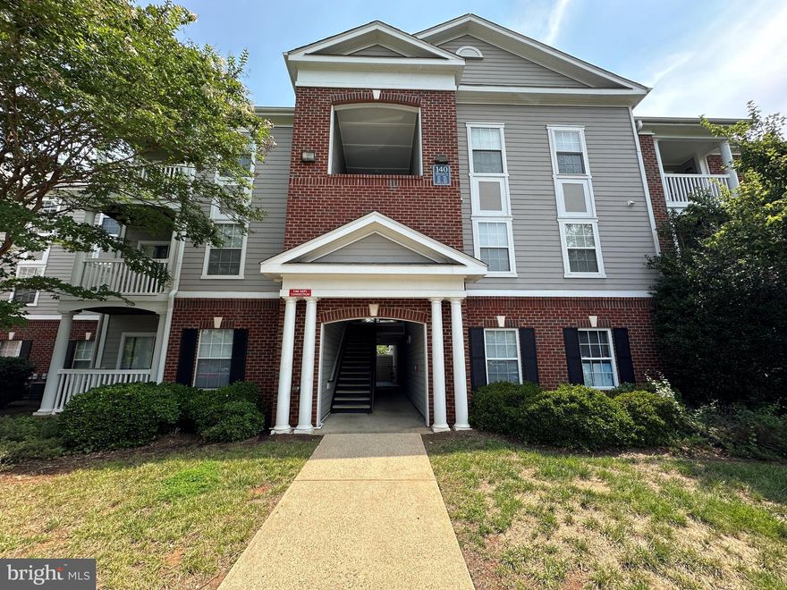 **Investor Opportunity at Eagles Landing!**
Located in a gated community near UVA, this 4-bedroom, 4-bathroom first-floor unit offers excellent investment opportunity. The unit is conveniently situated just inside the gates. The common living area includes a kitchen, dining room, living room, laundry area, foyer, and covered porch, along with a storage area right outside the entry door. New microwave 2023, new refrigerator 2023, new dishwasher 2022, new clothes dryer 2021, new common area carpet 2021, new HVAC 2020, new clothes washer 2018!
Eagles Landing provides luxury amenities such as a clubhouse with a rentable great room, gym, computer room with printer, study/library, and game room. The property also features a pool with sundeck and grills, basketball and volleyball courts, picnic and grill area, car wash, private shuttle services, 24-hour emergency maintenance, and more.
All four units consistently re-rent every year, currently yielding a gross monthly income of $2,496 with newly signed leases. Don't miss out on this prime investment opportunity!