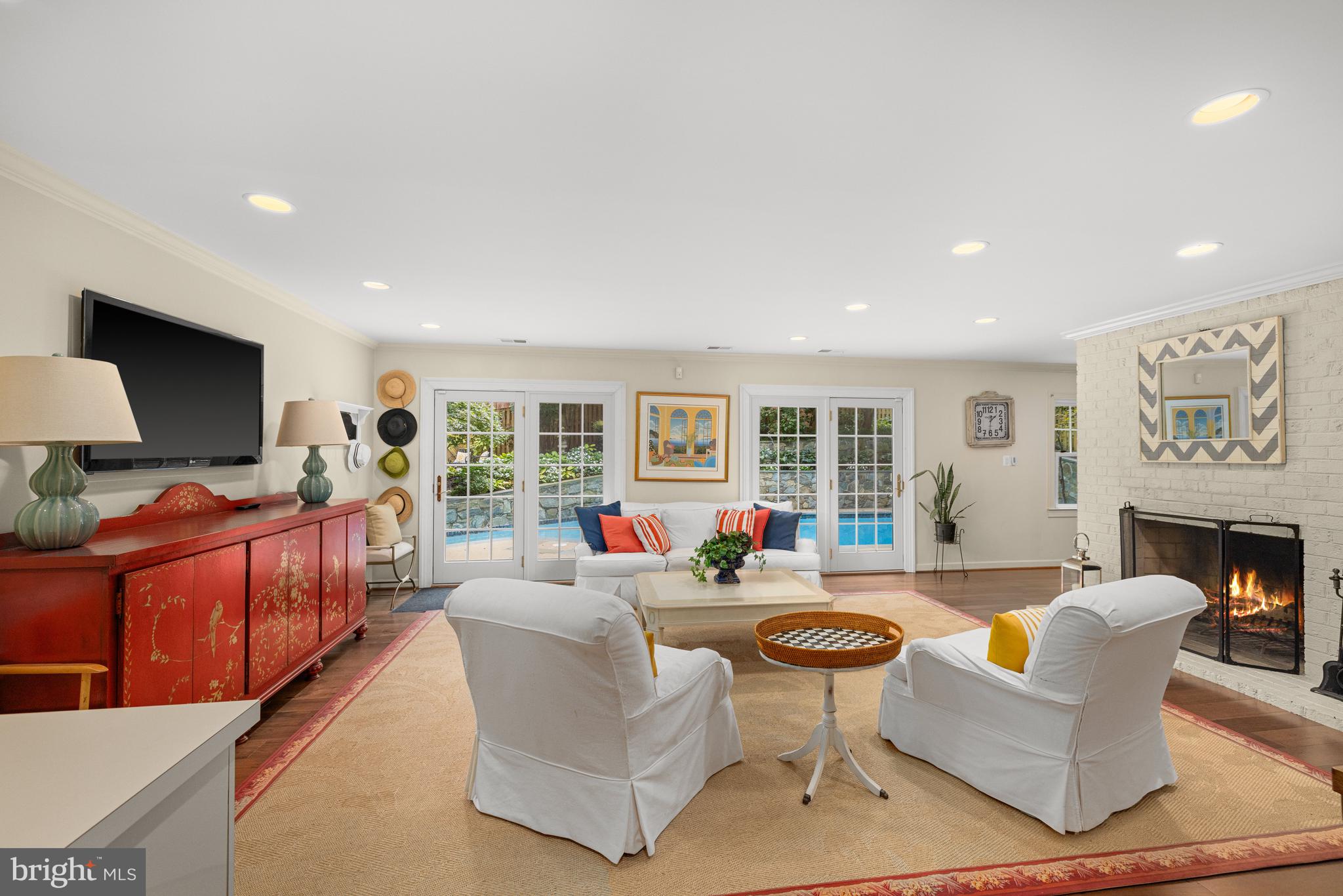 MERRYWOOD ON THE POTOMAC - Residential