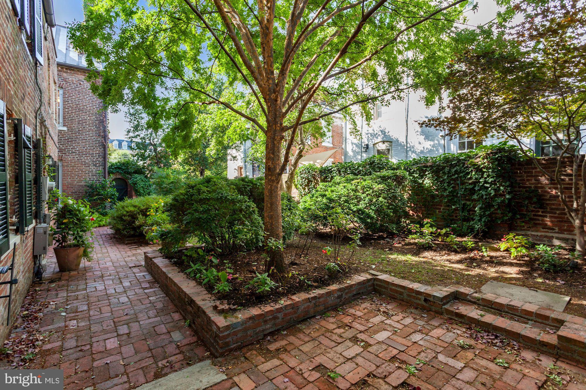 OLD TOWN - Residential