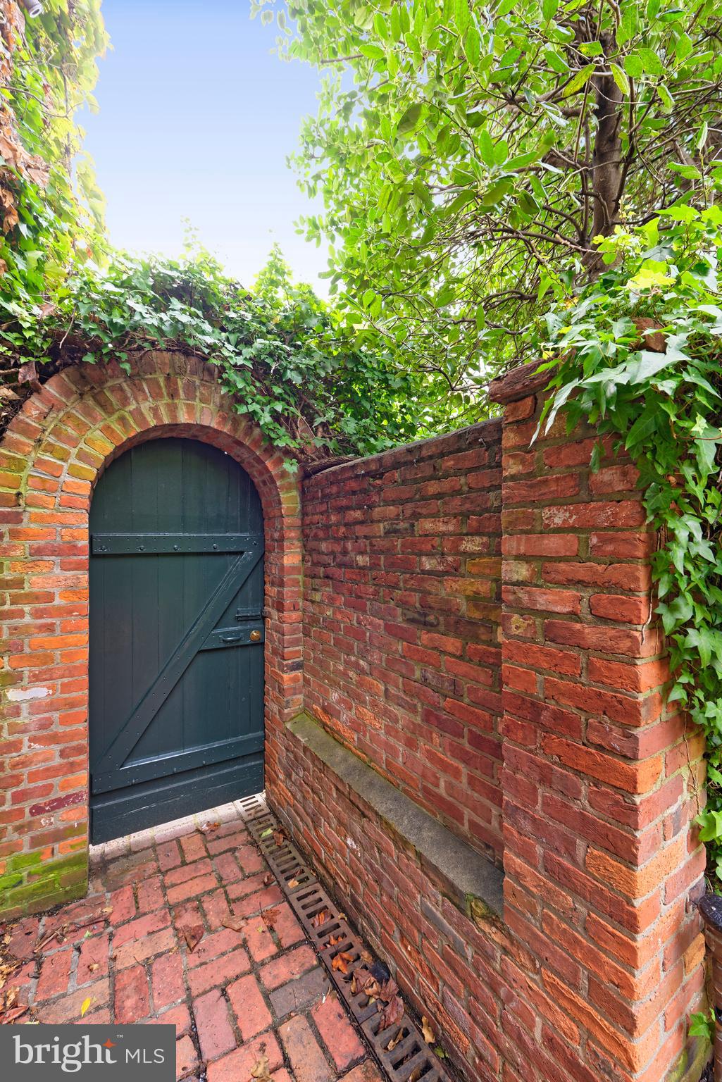 OLD TOWN - Residential