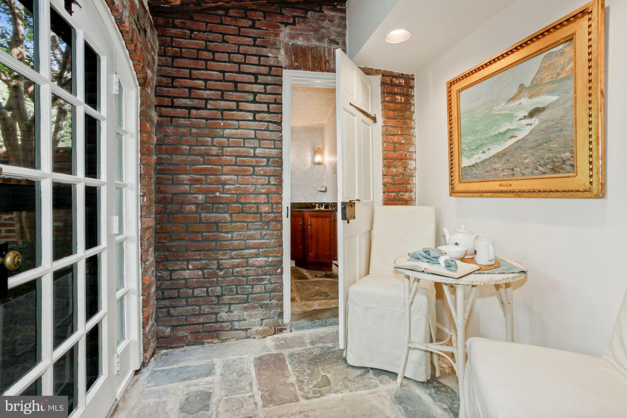 OLD TOWN - Residential