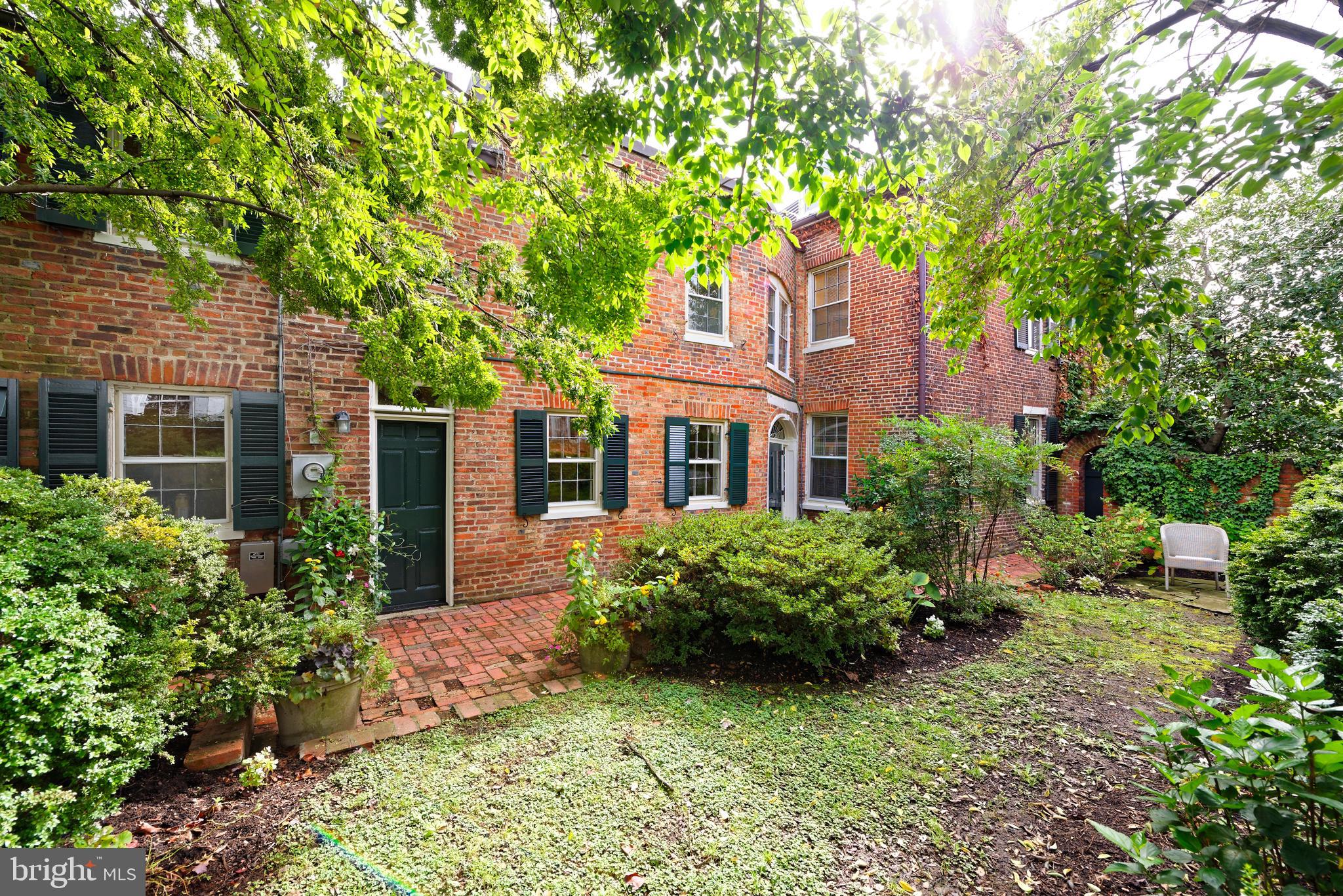 OLD TOWN - Residential