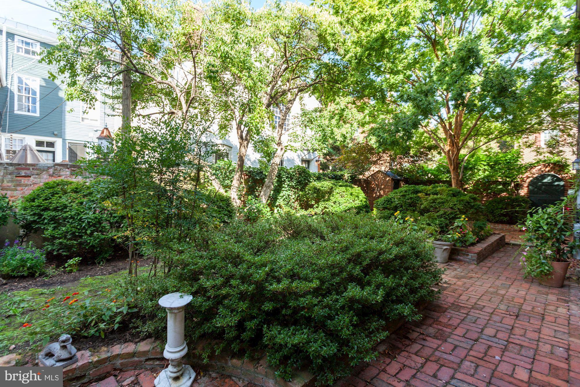 OLD TOWN - Residential