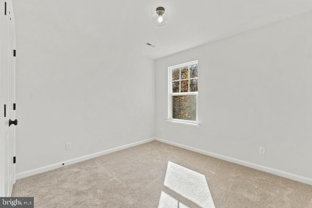 LAKE FOREST - Residential