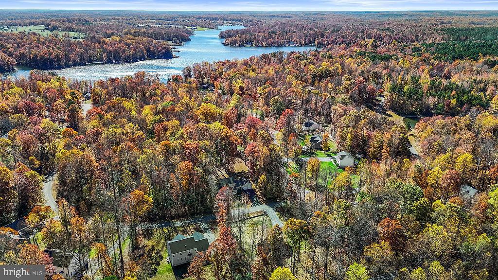 LAKE FOREST - Residential