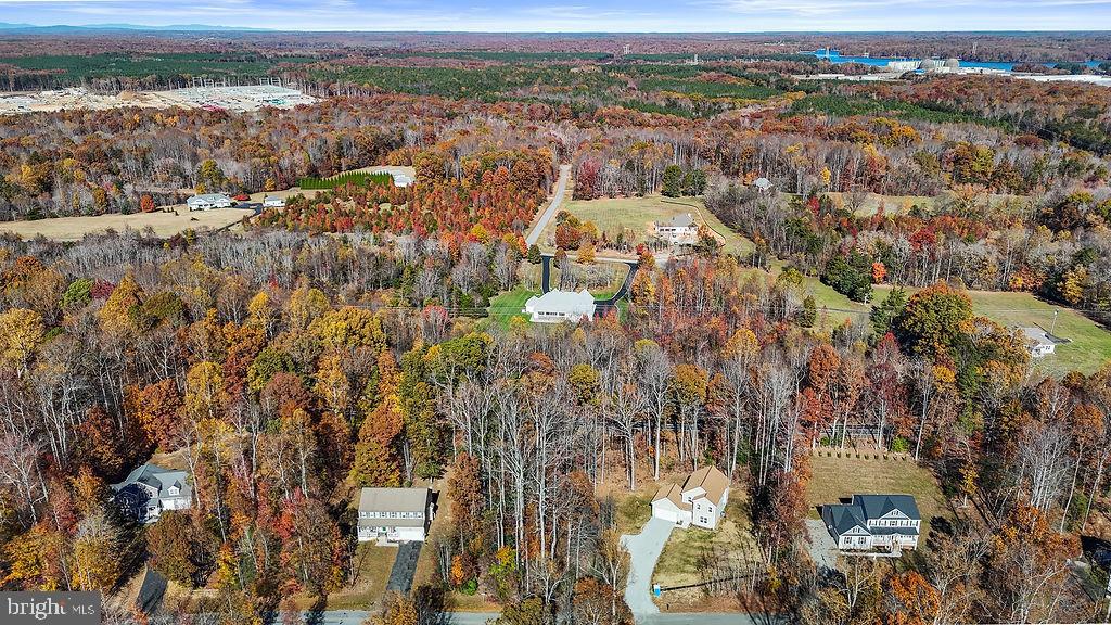 LAKE FOREST - Residential