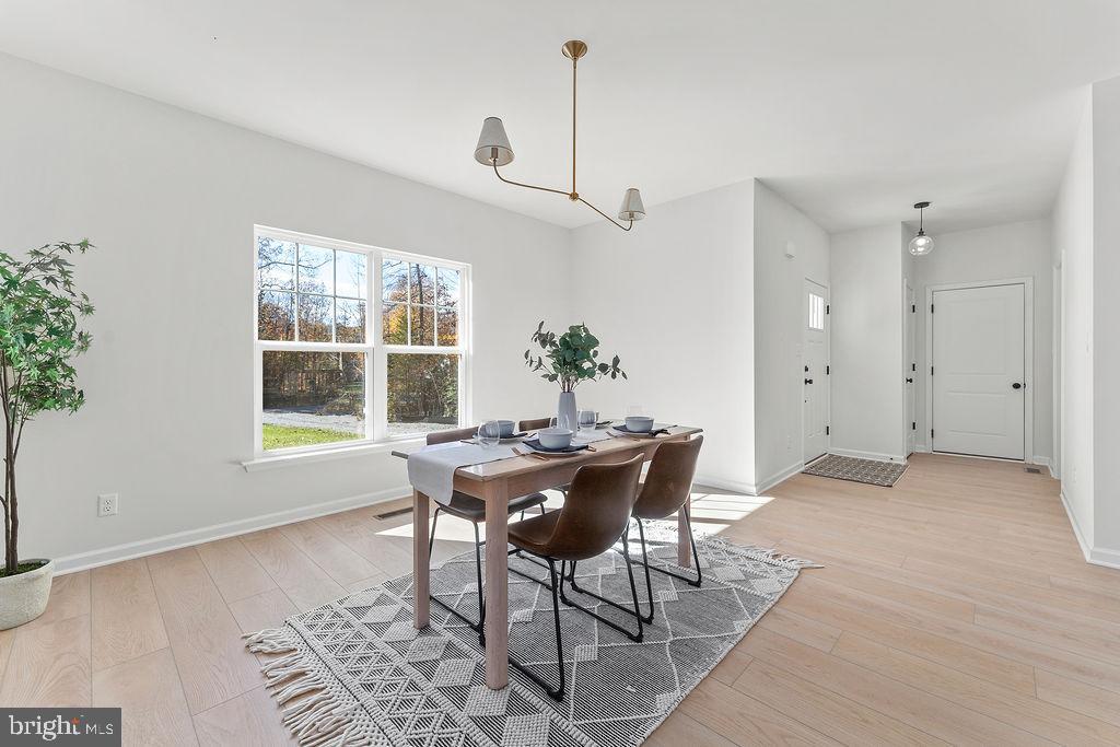 LAKE FOREST - Residential