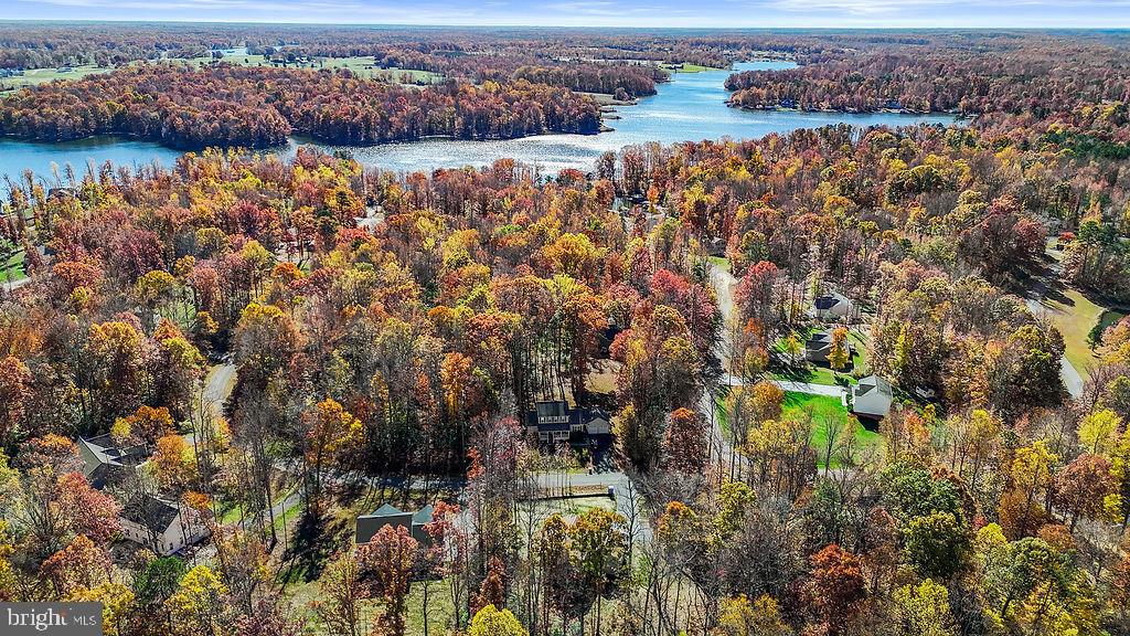 LAKE FOREST - Residential