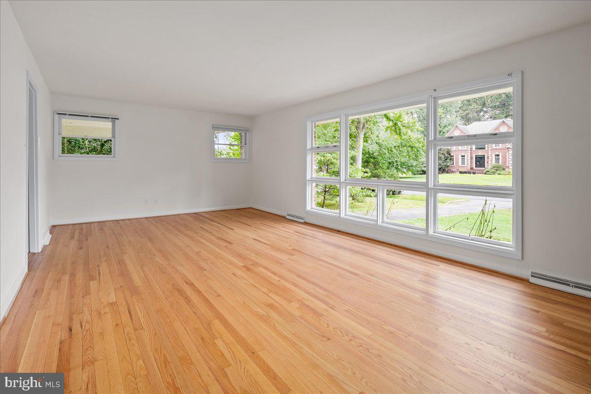 YACHT HAVEN ESTATES - Residential