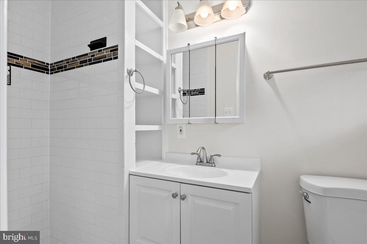 YACHT HAVEN ESTATES - Residential