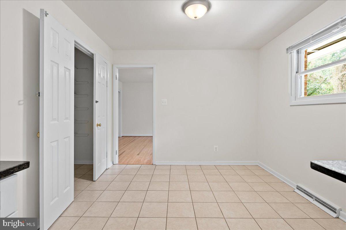 YACHT HAVEN ESTATES - Residential