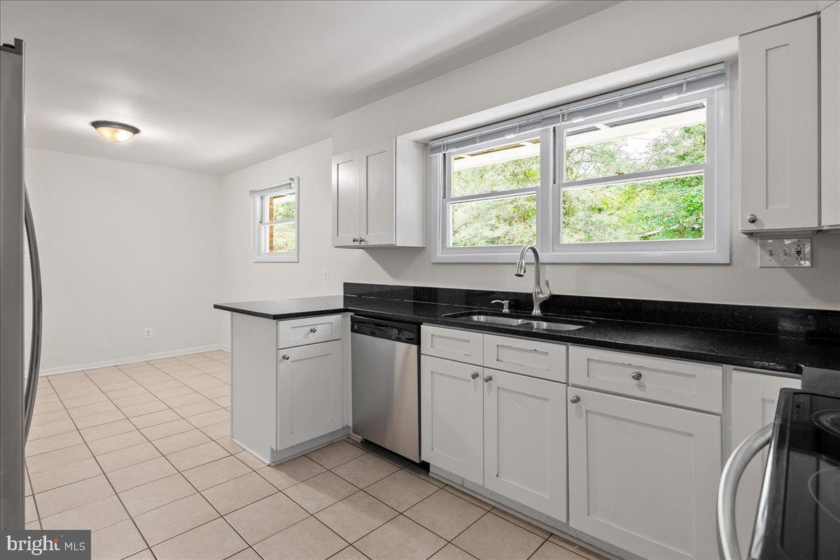 YACHT HAVEN ESTATES - Residential