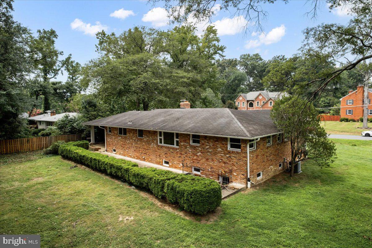 YACHT HAVEN ESTATES - Residential