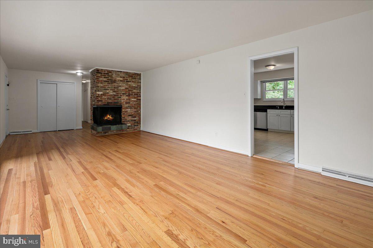 YACHT HAVEN ESTATES - Residential