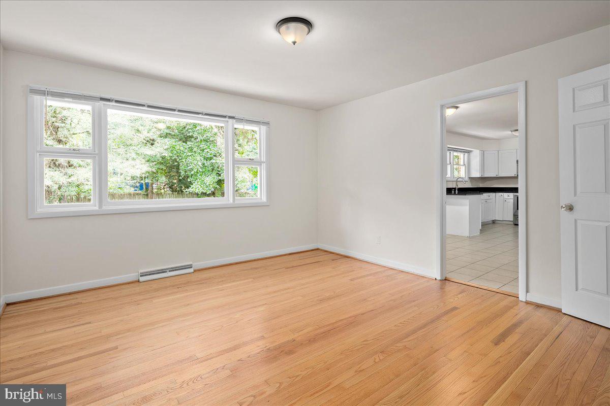 YACHT HAVEN ESTATES - Residential