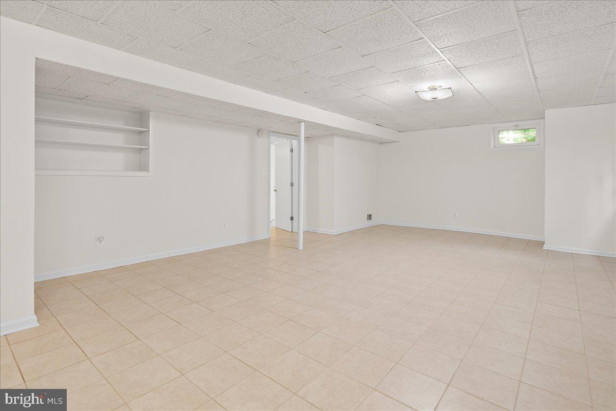 YACHT HAVEN ESTATES - Residential