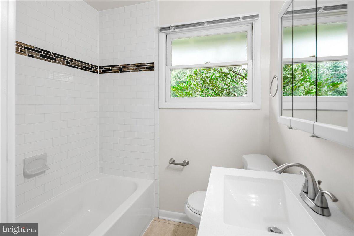 YACHT HAVEN ESTATES - Residential