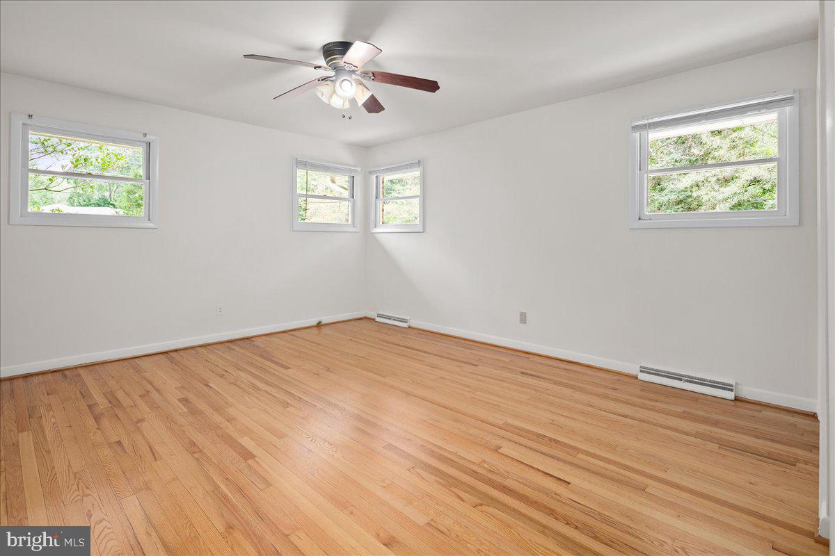 YACHT HAVEN ESTATES - Residential